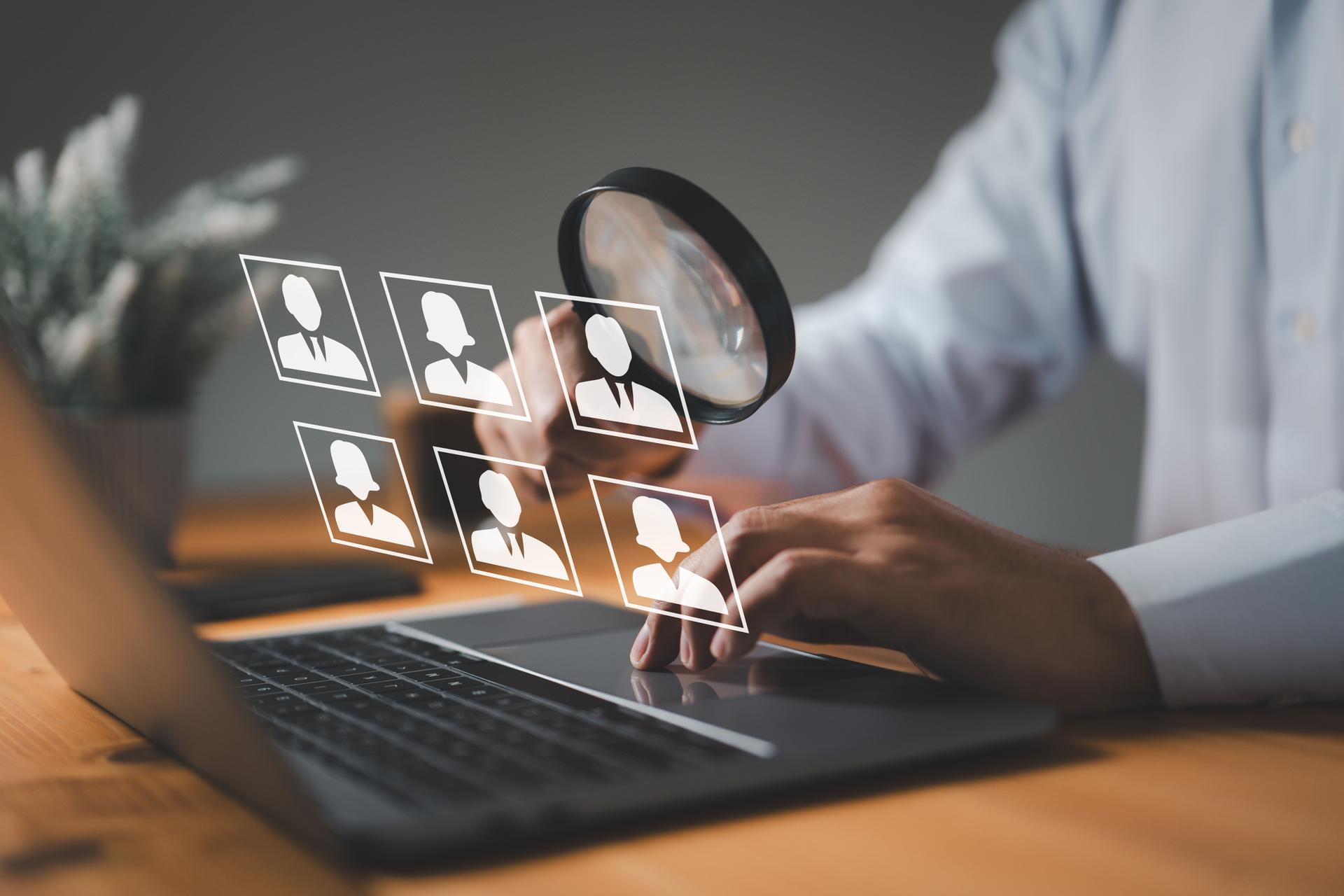 The agency uses a resume-based interview method for job hiring and internet recruitment, emphasizing the selection process in identifying suitable candidates for positions.